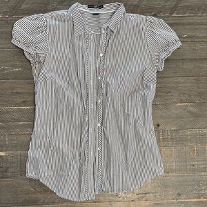 Gap | 100% Cotton Pinstripe Buttondown w/ Cap Sleeves | Size 4